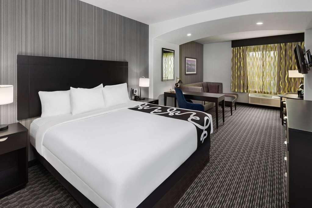 La Quinta By Wyndham Austin - Cedar Park Hotel Room photo