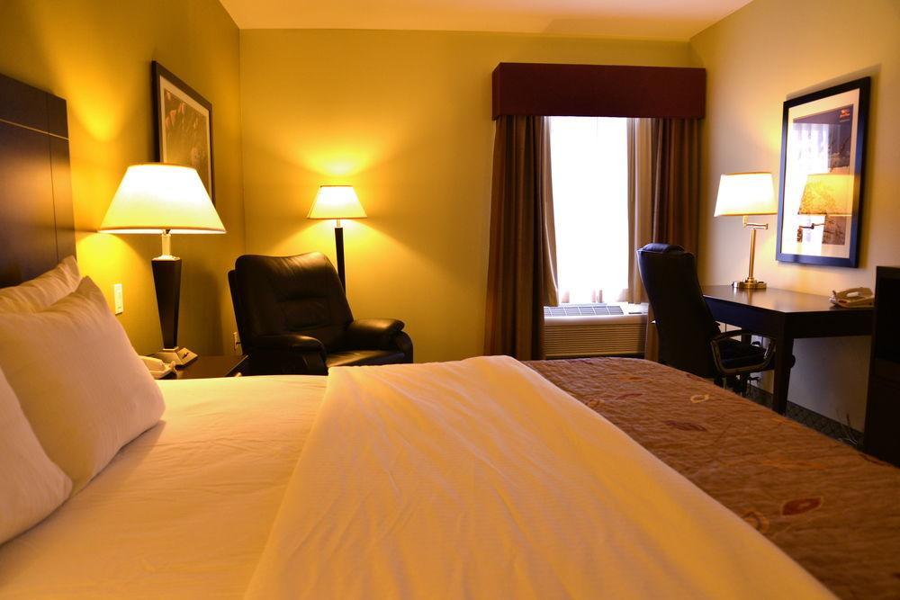 La Quinta By Wyndham Austin - Cedar Park Hotel Exterior photo